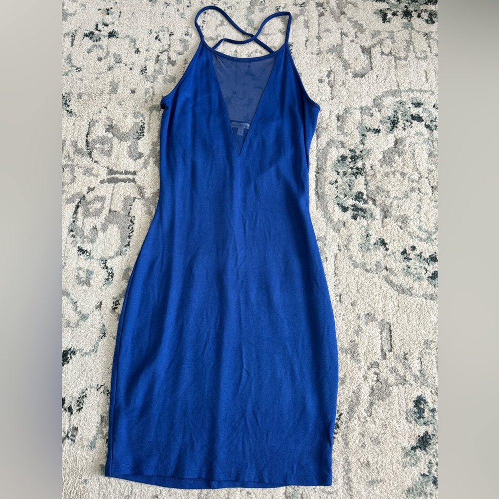 Blue bodycon sleeveless dress